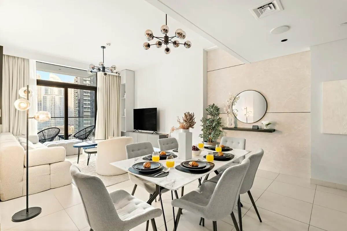 First Class 3Br Luxurious Downtown Getaway Dubaj