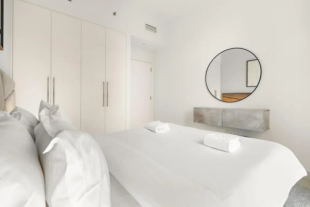 First Class 3Br Luxurious Downtown Getaway Dubai
